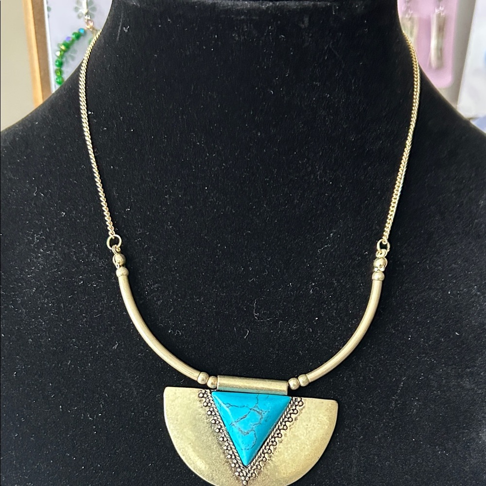 Gold and Turquoise Stone Pendant Necklace